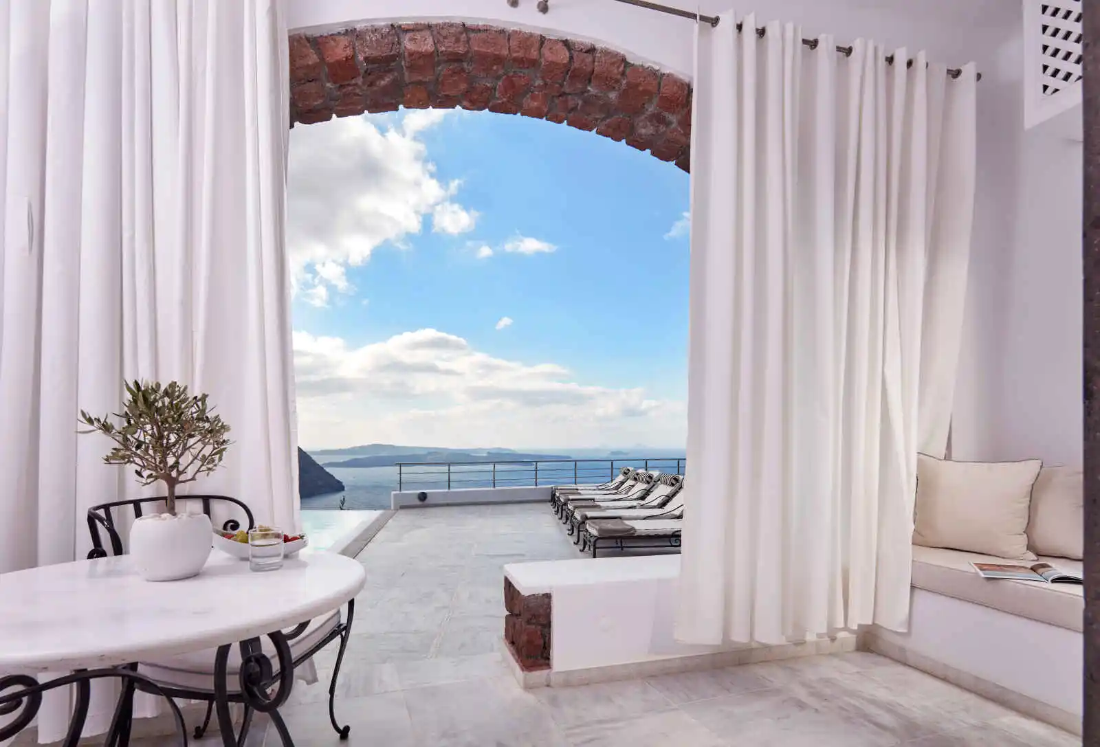 San Antonio Santorini Luxury Hotel - 4* - 7