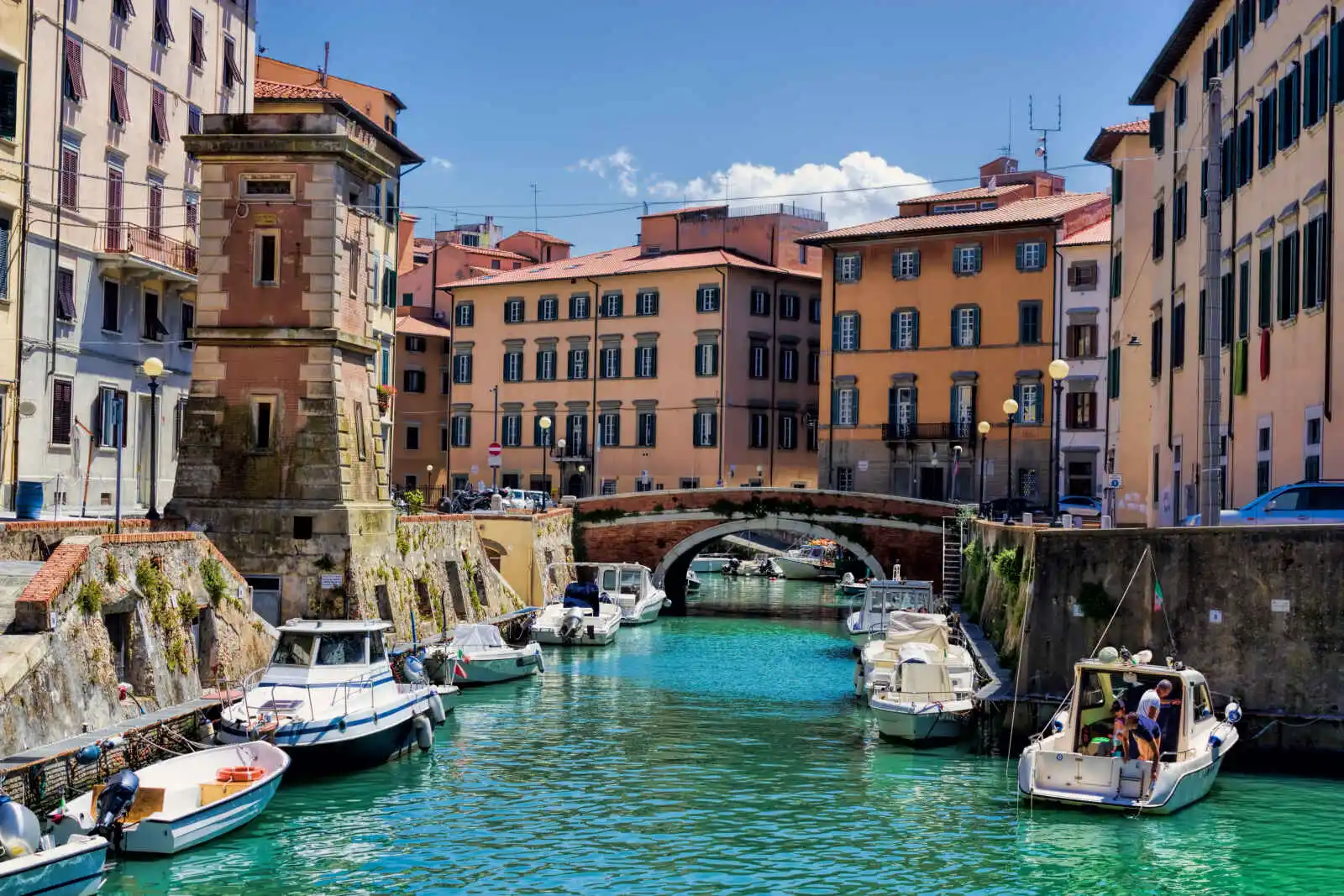 Canal dans Livourne, Italie