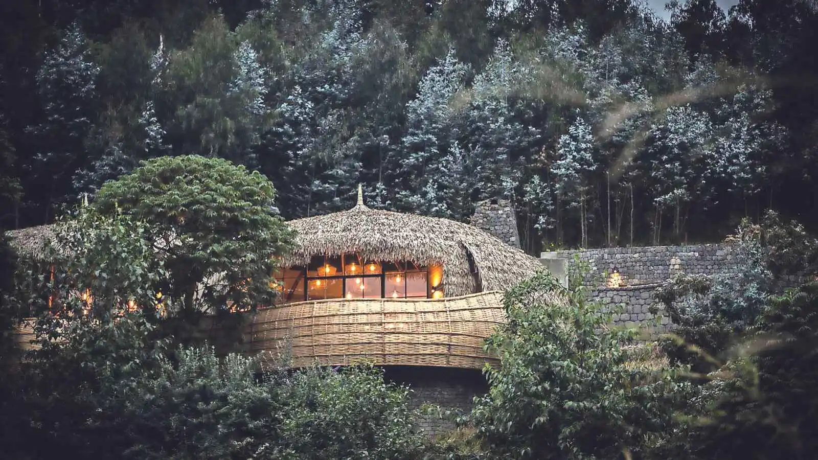Vue extérieure, Bisate Lodge, parc national des Volcans