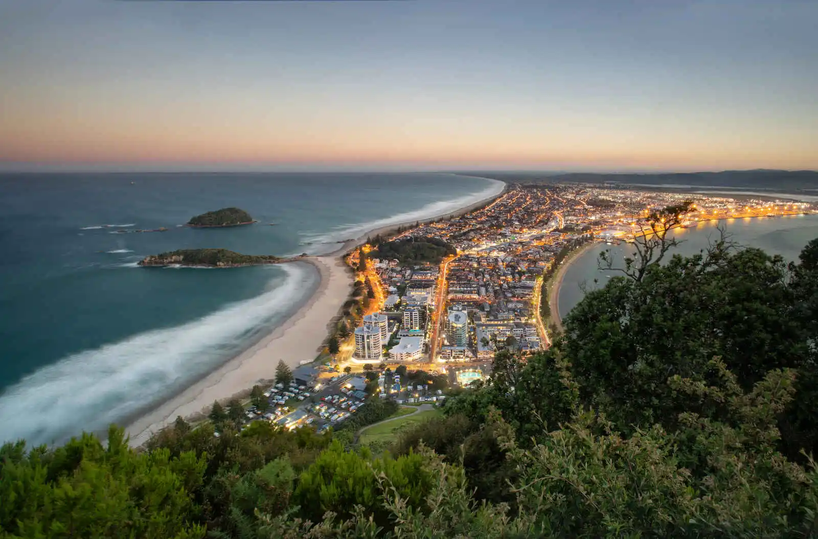 Vue sur le Mont Maunganui, Tauranga, Nouvelle-Zélande