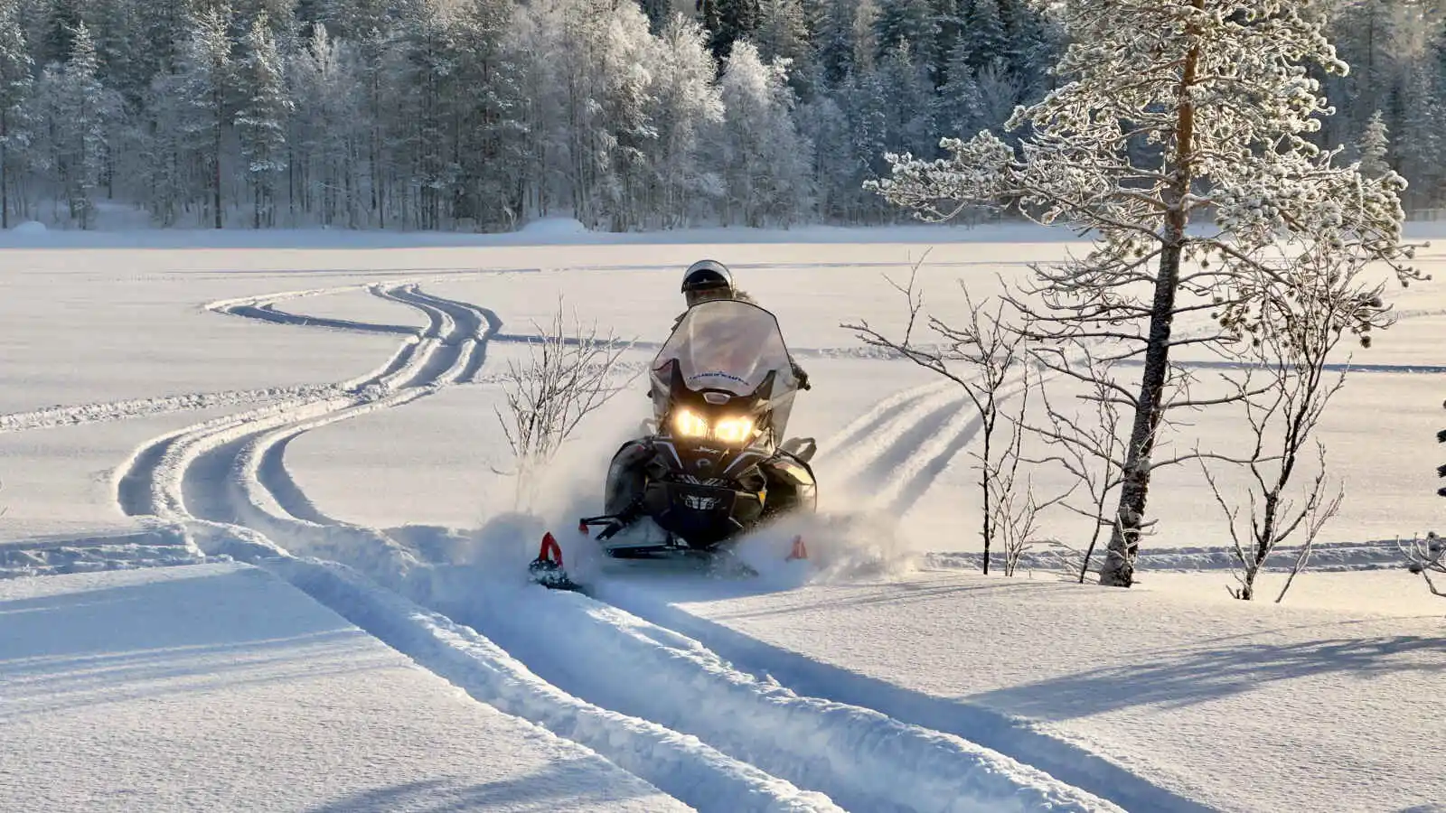 Finlande - Laponie - Raid motoneige en terre Sami