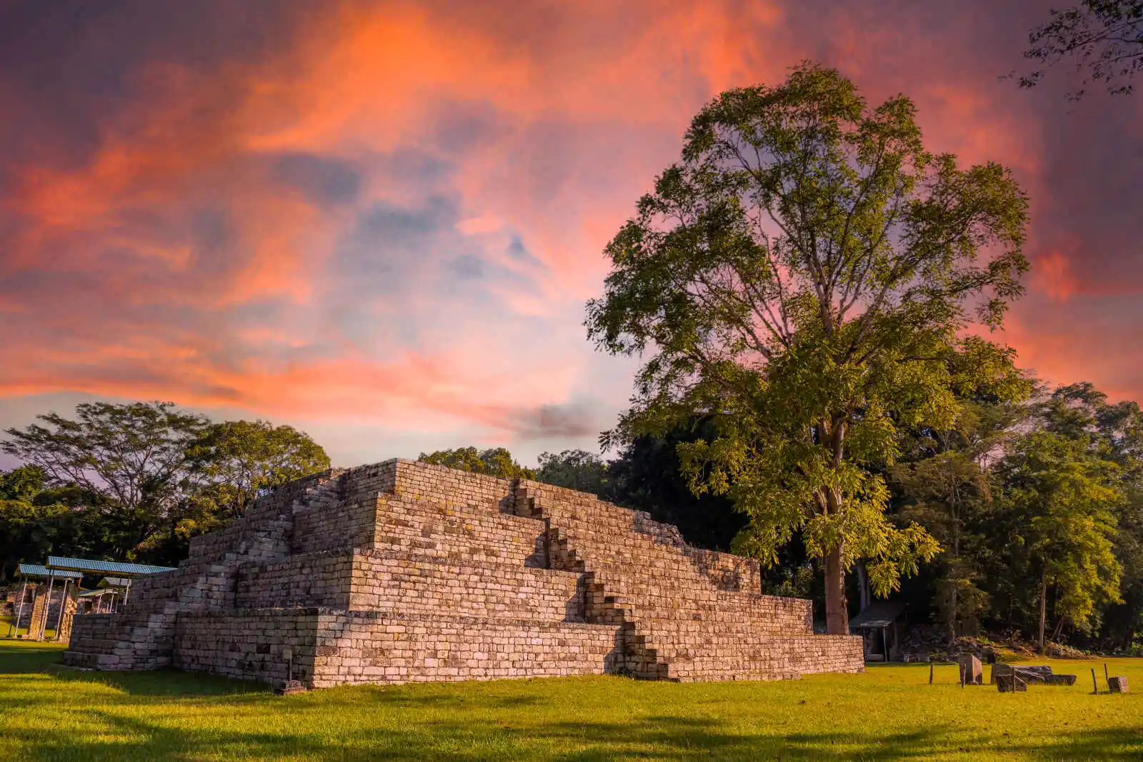 Mayas dhier et daujourdhui - Départ spécial Semaine Sainte 5 *