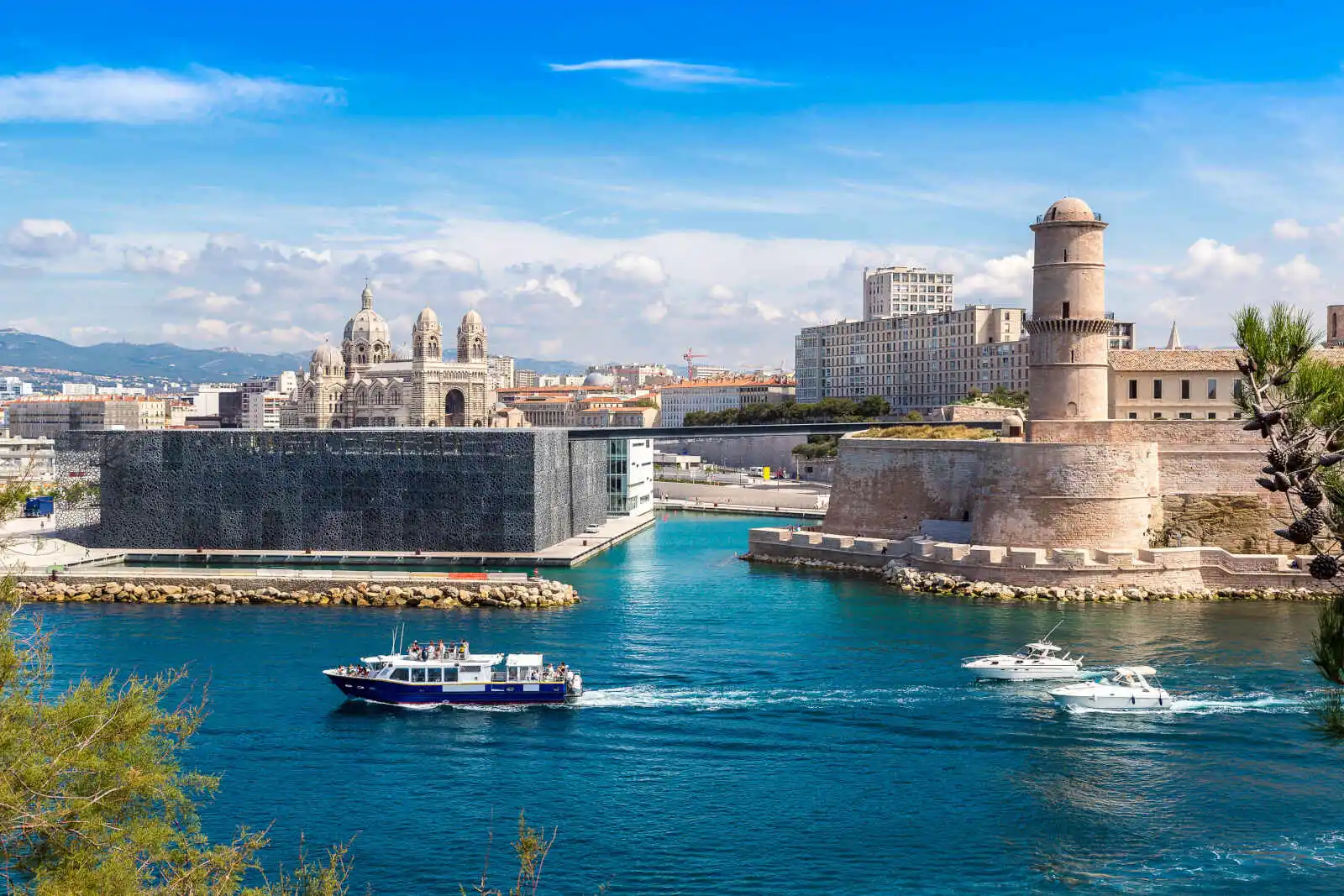 Château Saint Jean, Cathédrale la Major et Vieux port, Marseille, France