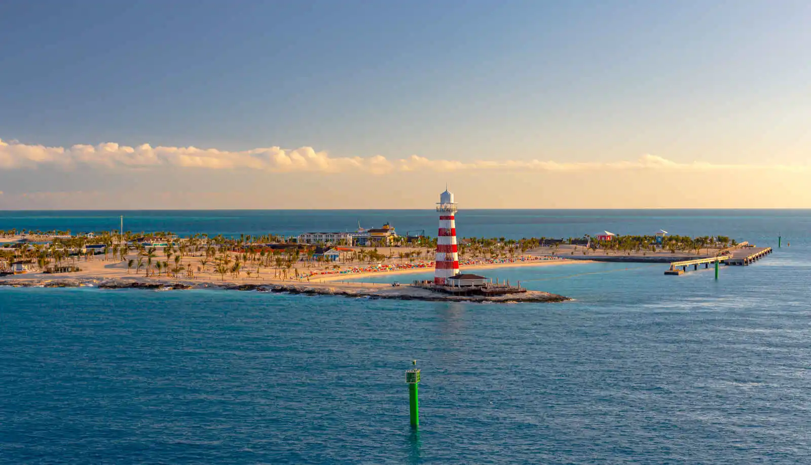 Ocean Cay et son phare, Bahamas