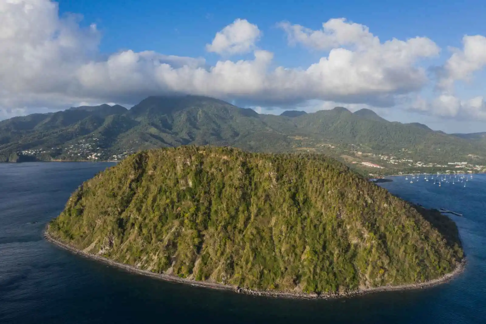 Vue aérienne de la baie Prince Rupert Bay, Portsmouth, Dominique
