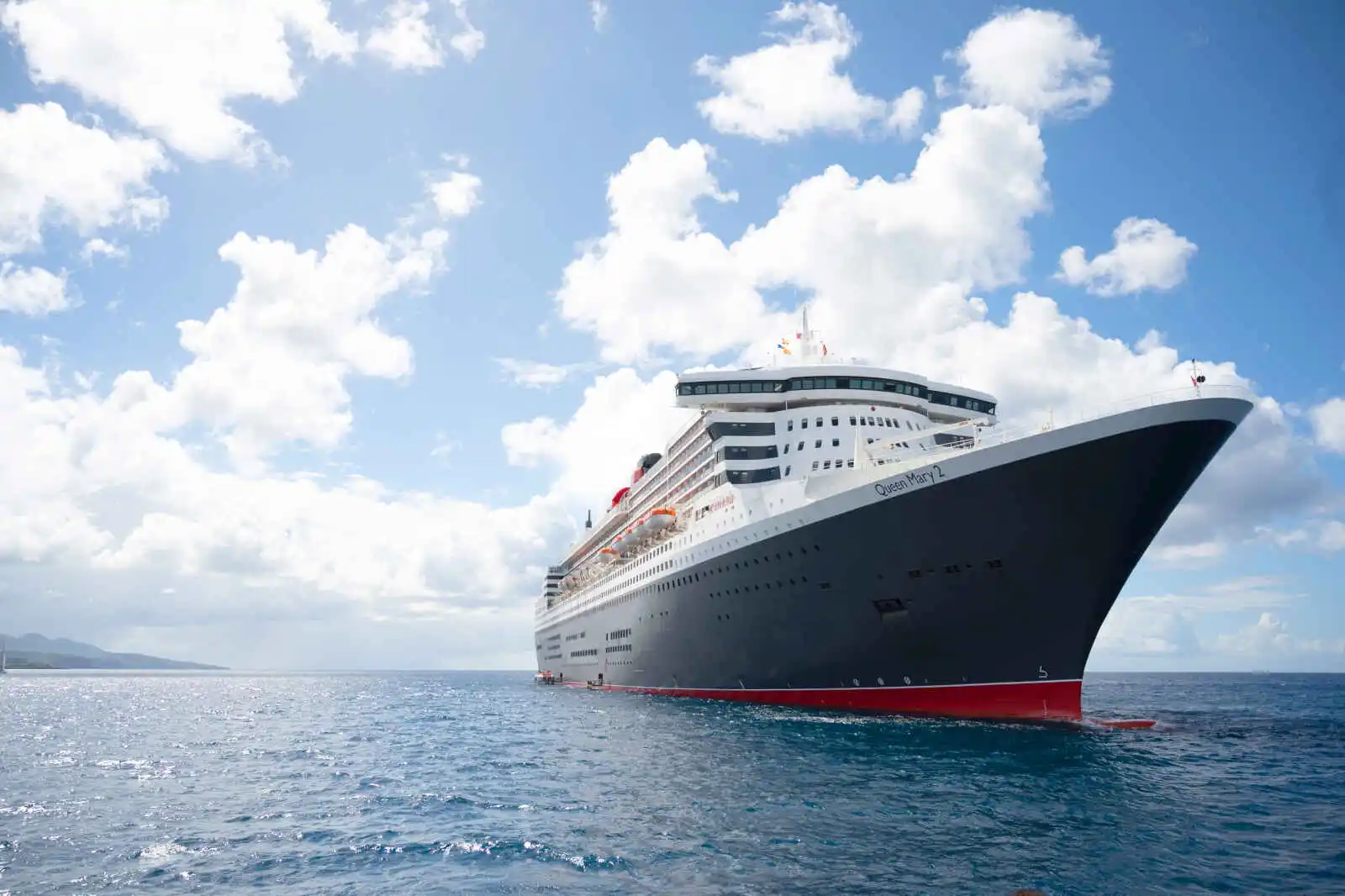 Vue extérieure du Queen Mary 2, Cunard