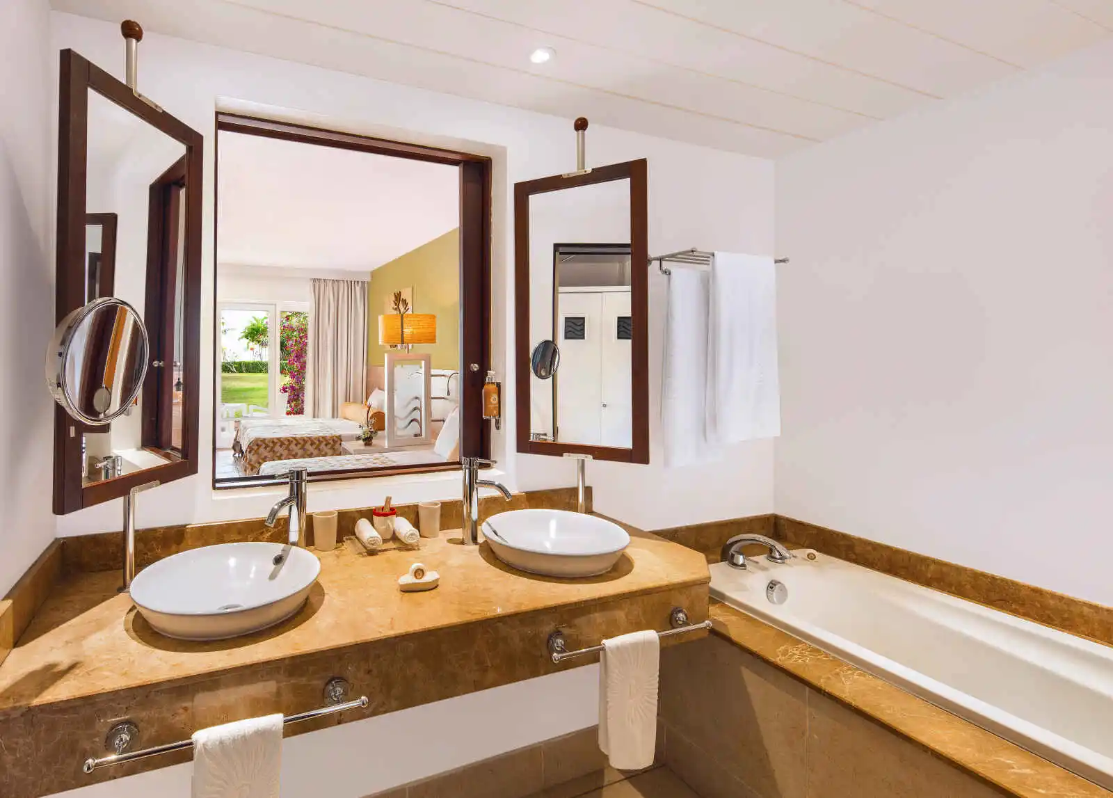 Victoria Beachcomber Resort & Spa - 4.5* - 20