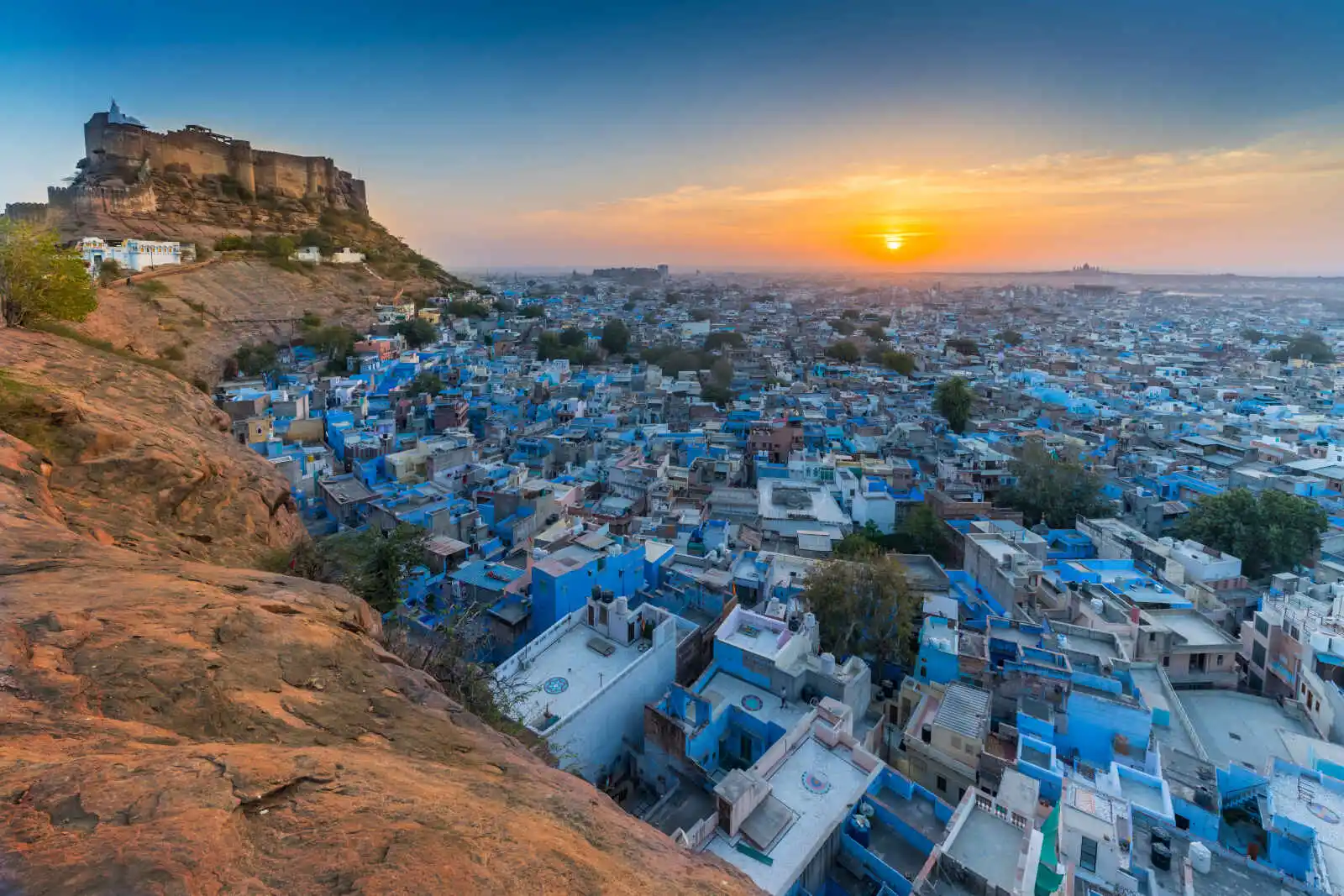 La cité bleue et le fort de Mehrangarh, Jodhpur, Rajasthan, Inde