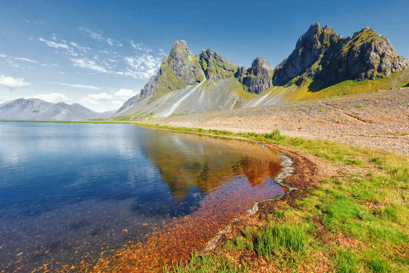 Vue montagnes entre Djúpivogur et Höfn, Côte Est, Islande