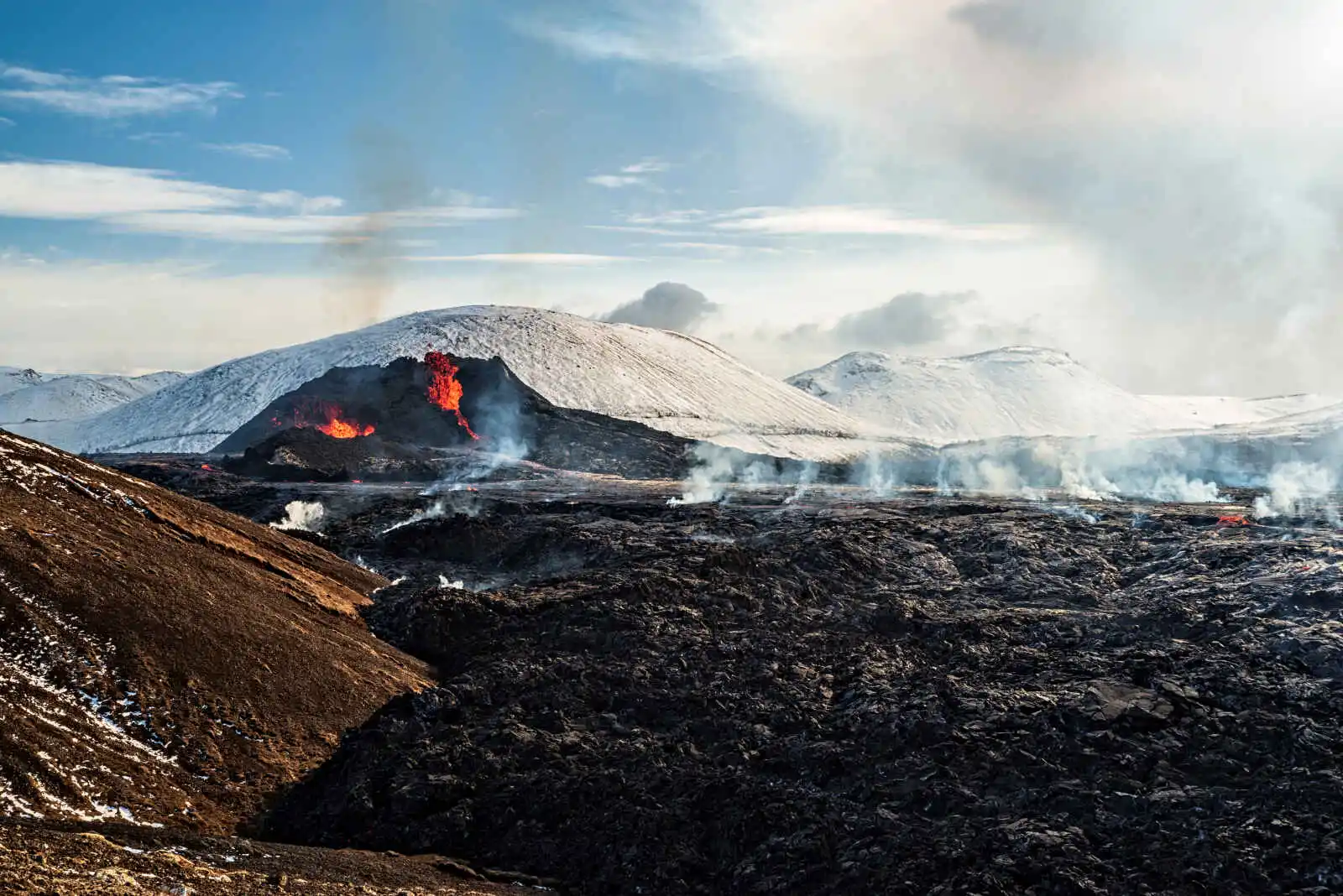 Eruption du volcan Fagradalsfjall, péninsule de Reykjanes, Islande