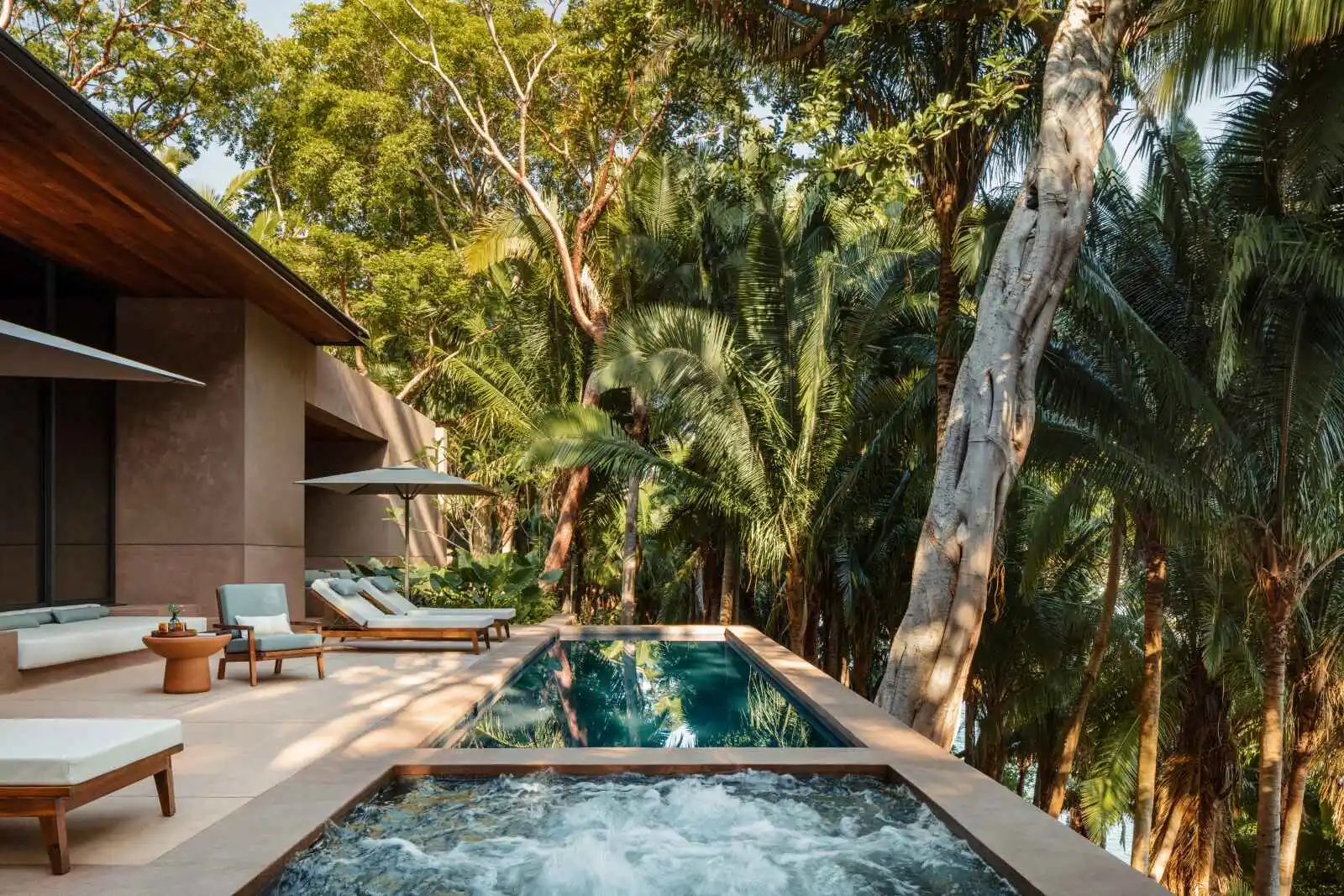 Terrasse et jacuzzi, villa Jaguar, One&Only Mandarina