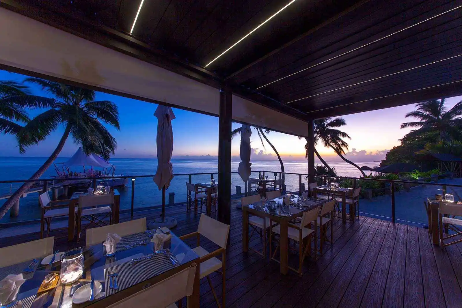 Coco de Mer & Black Parrot Suites - 4* - 18