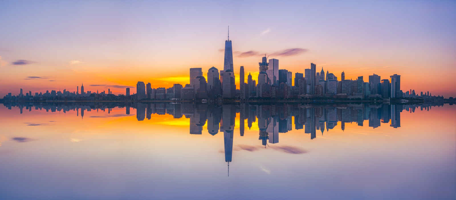 Coucher de soleil sur New York, États-Unis