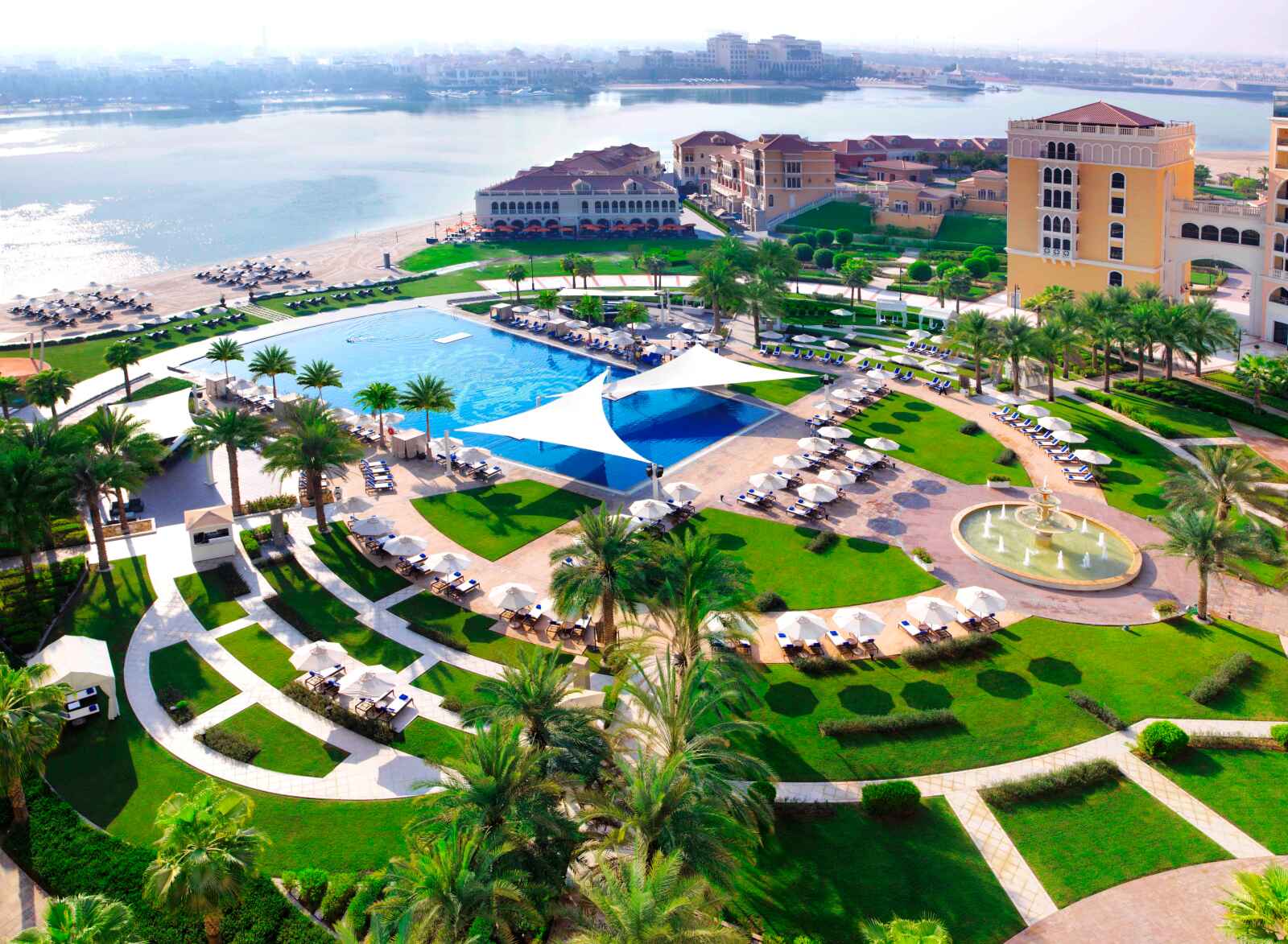 Emirats Arabes Unis - Abu Dhabi - Hôtel The Ritz Carlton Abu Dhabi, Grand Canal 5*